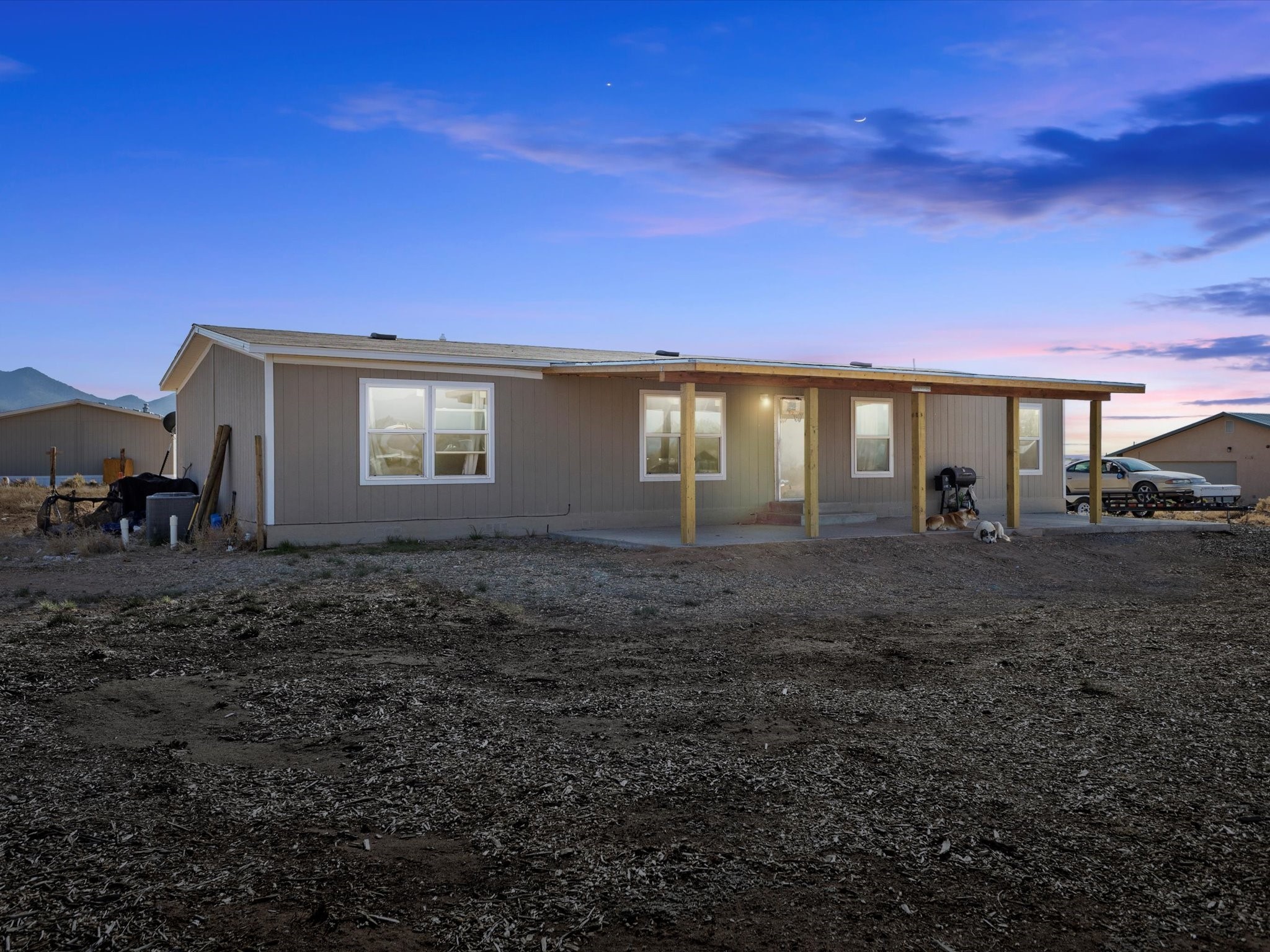 22 Camino Rancho Del Creston, Ranchos de Taos, New Mexico image 1