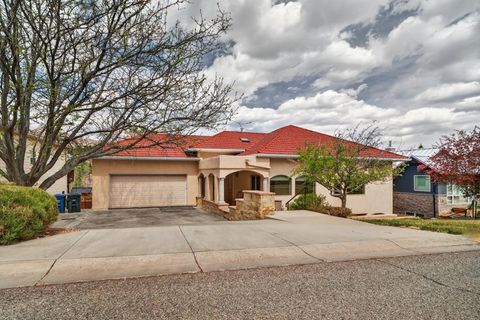 4288 Ridgeway Drive, Los Alamos, NM 87544 - #: 202601305