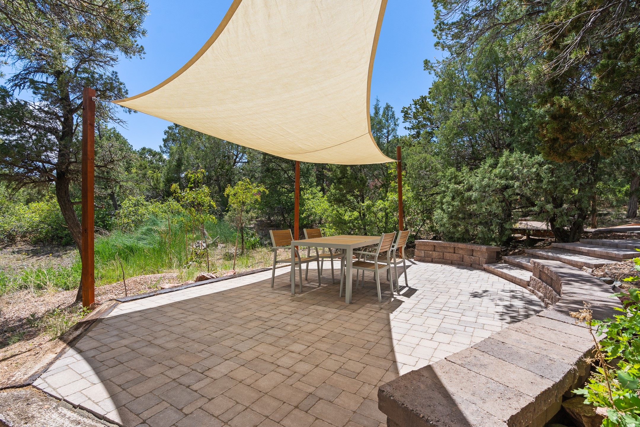 Santa Fe, New Mexico 87505, United States, 4 Bedrooms Bedrooms, ,4 BathroomsBathrooms,Residential,Active,146806