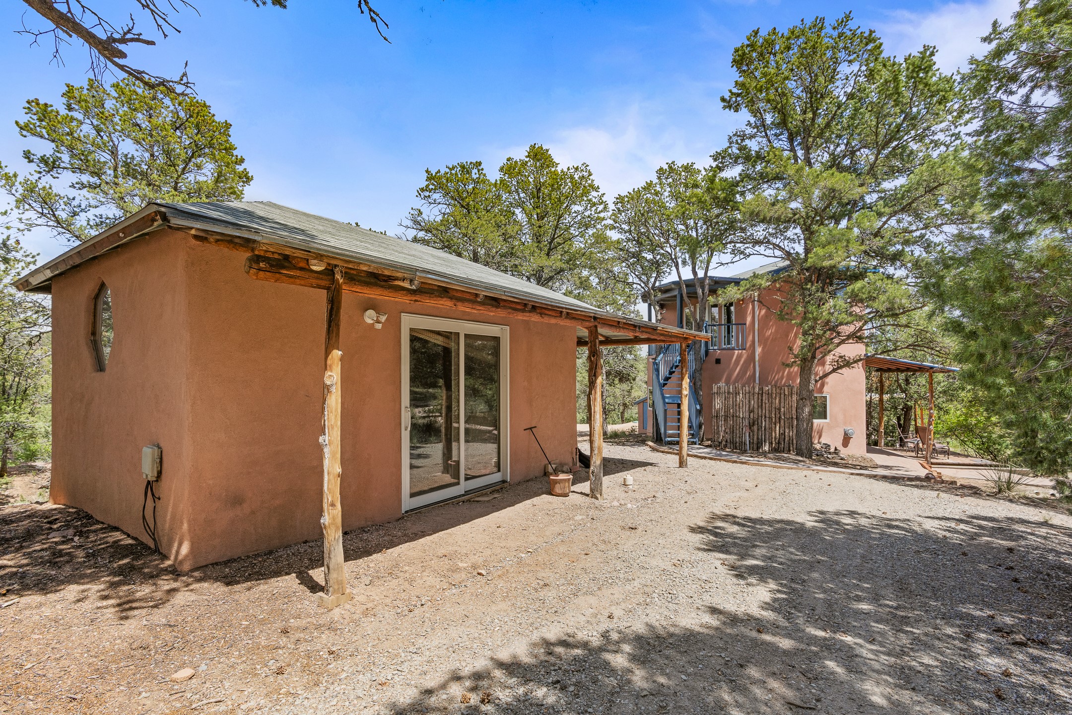 Santa Fe, New Mexico 87505, United States, 4 Bedrooms Bedrooms, ,4 BathroomsBathrooms,Residential,Active,146806