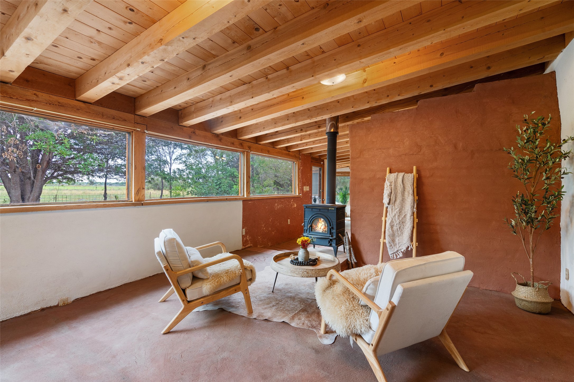 Pena Blanca, New Mexico 87041, United States, 1 Bedroom Bedrooms, ,1 BathroomBathrooms,Residential,Active,207944