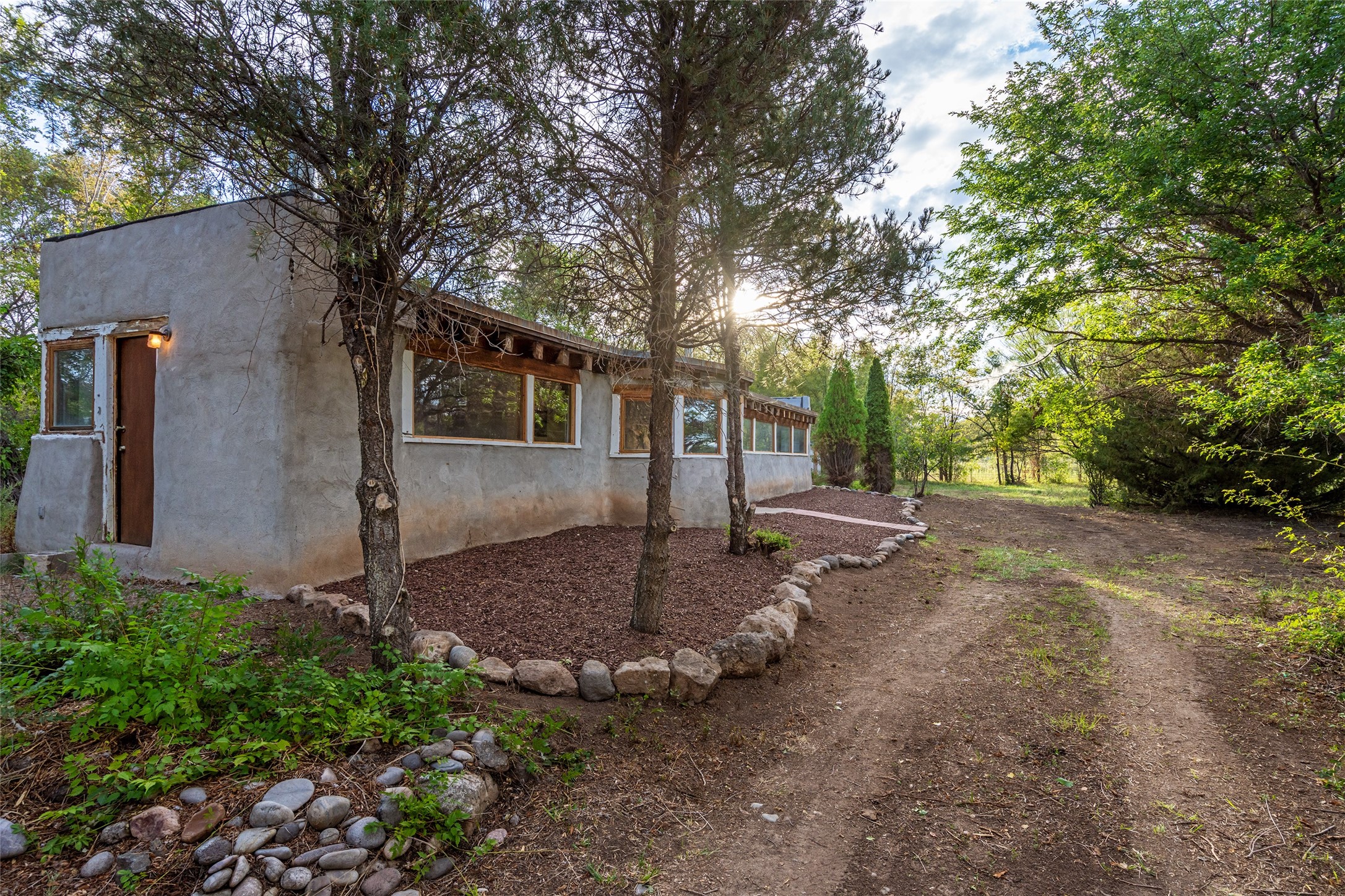 Pena Blanca, New Mexico 87041, United States, 1 Bedroom Bedrooms, ,1 BathroomBathrooms,Residential,Active,207944