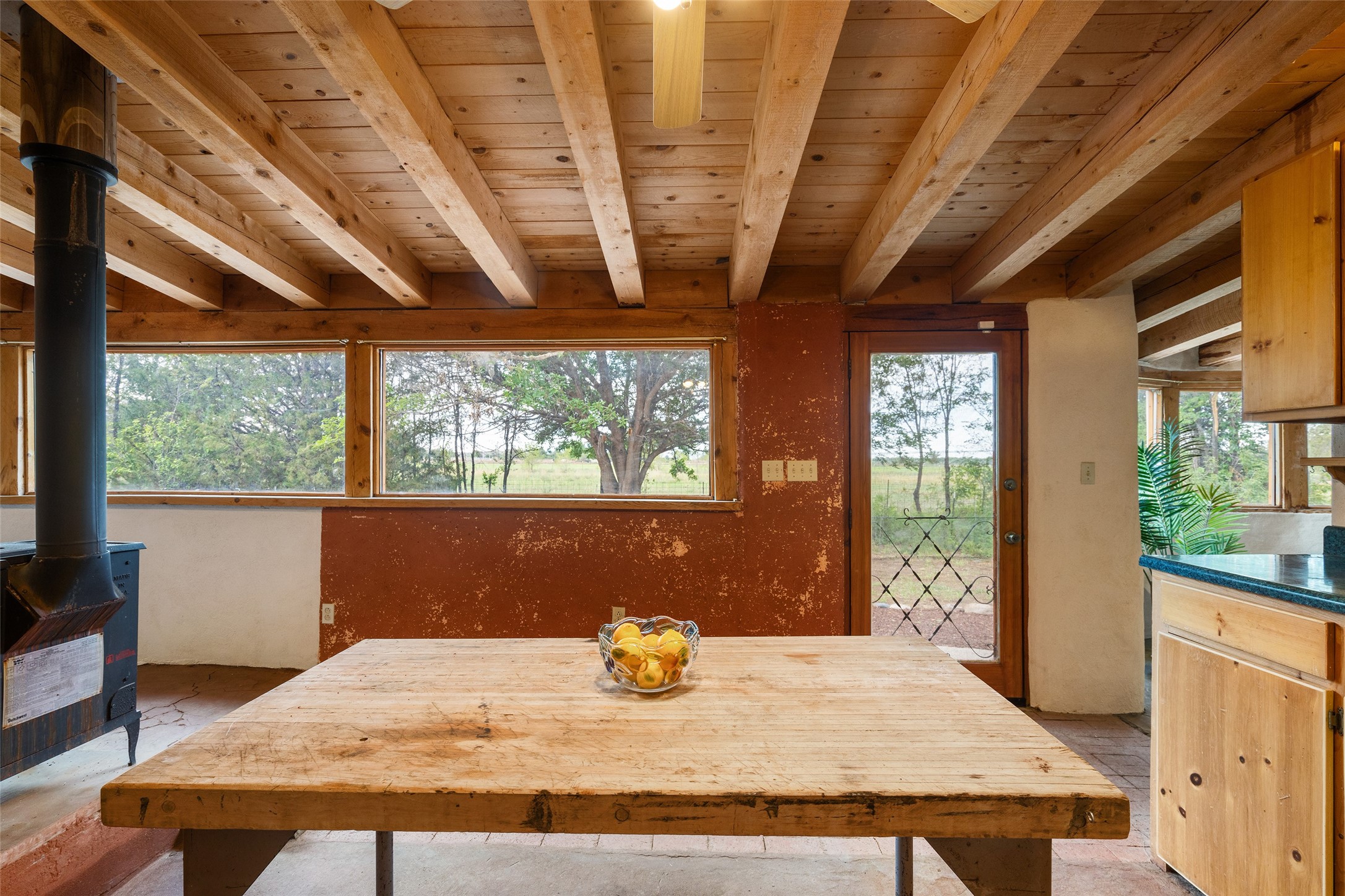 Pena Blanca, New Mexico 87041, United States, 1 Bedroom Bedrooms, ,1 BathroomBathrooms,Residential,Active,207944