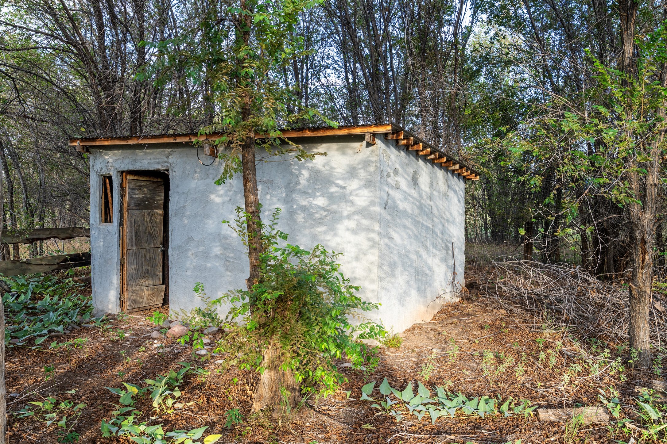 Pena Blanca, New Mexico 87041, United States, 1 Bedroom Bedrooms, ,1 BathroomBathrooms,Residential,Active,207944