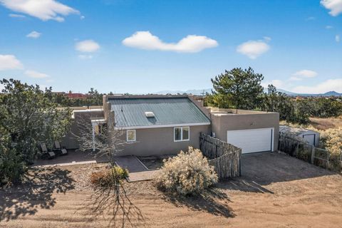 Photo of 74 Verano Loop, Santa Fe, NM 87508 (MLS # 202505095)