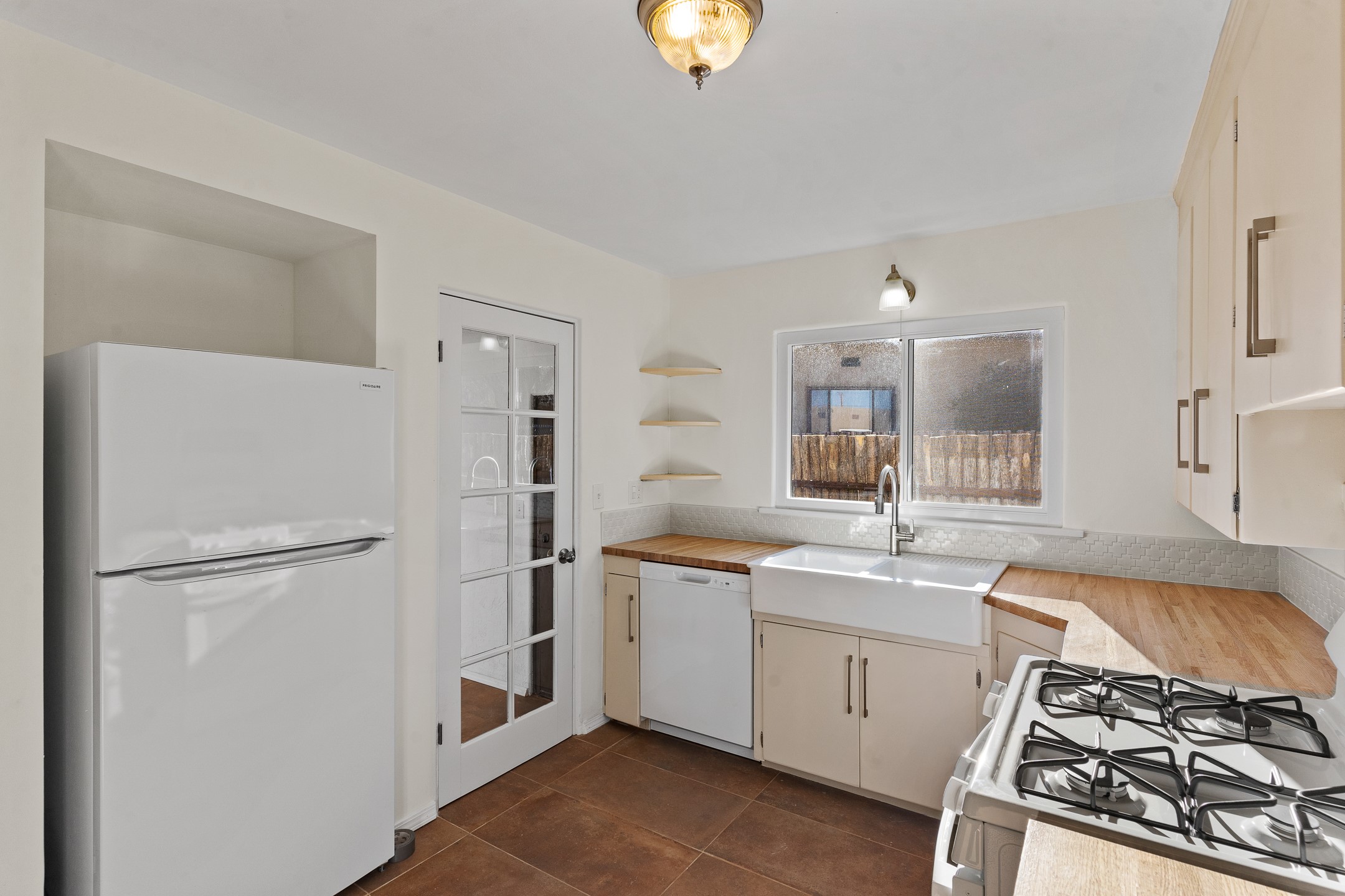 Santa Fe, New Mexico 87505, United States, ,Residential,Active,34426