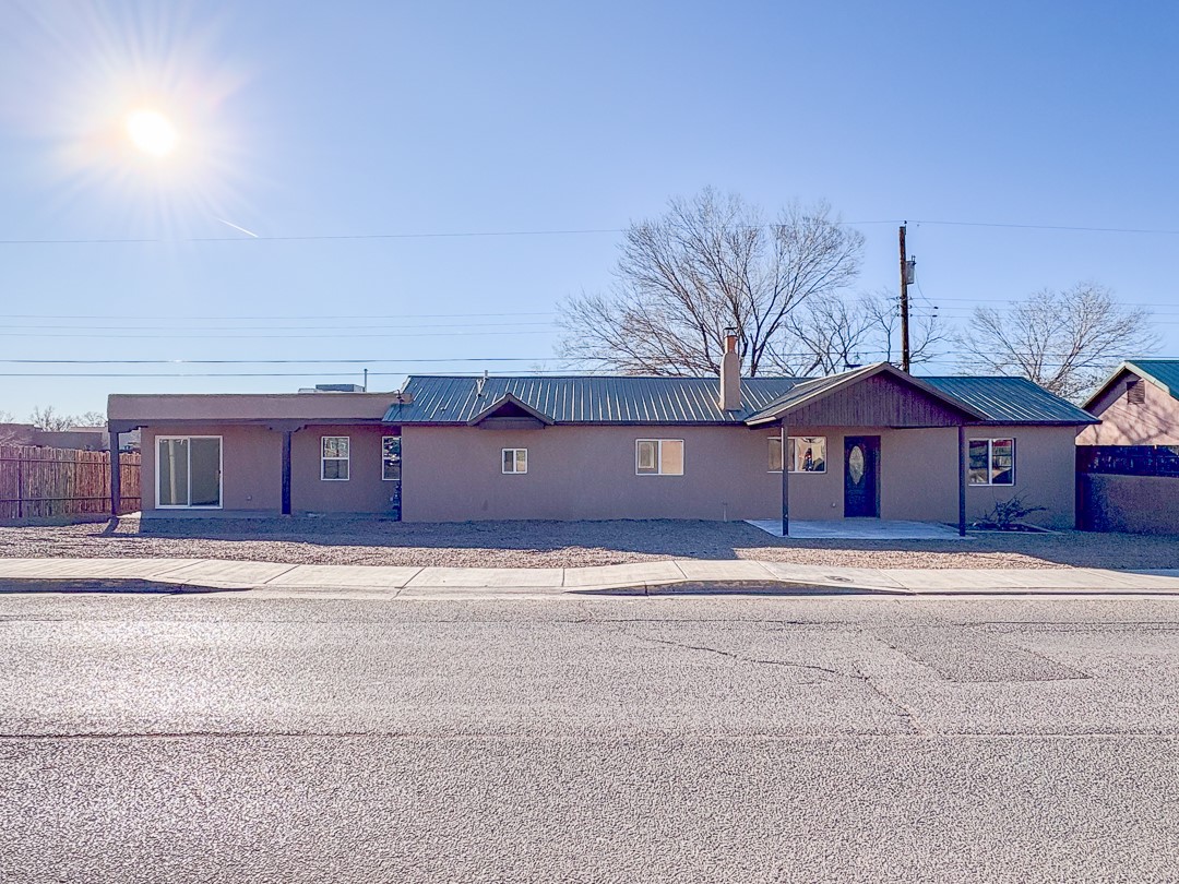 1268 Maez Road, Santa Fe, New Mexico image 2