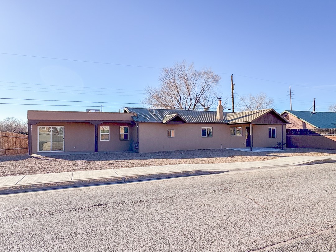 1268 Maez Road, Santa Fe, New Mexico image 1