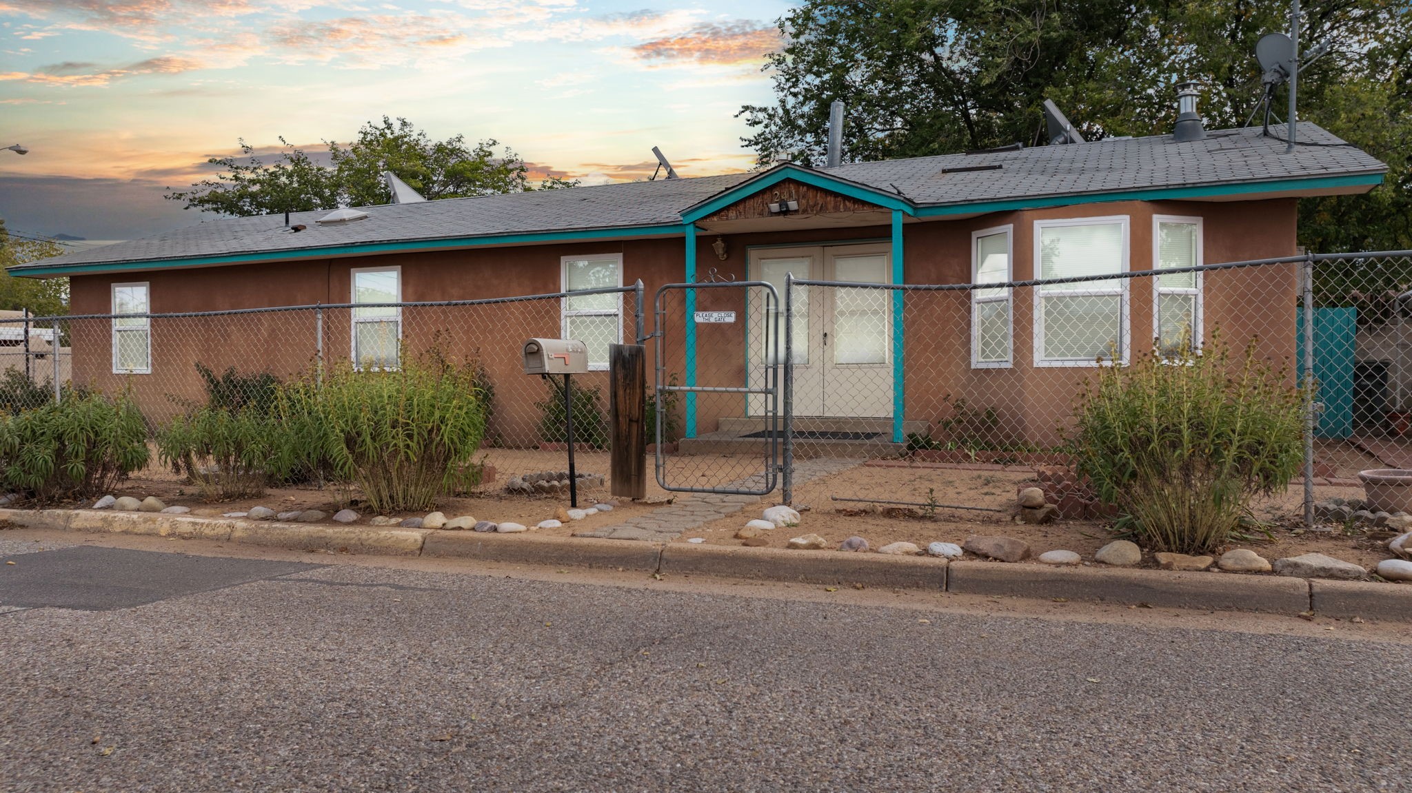 241 Maynard St, Santa Fe, New Mexico image 26