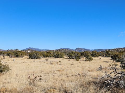 Photo of 40 Camino Oriente, Santa Fe, NM 87508 (MLS # 202600195)