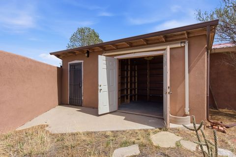Tiny photo for 3 Apache Rd Rd, Santa Fe, NM 87508 (MLS # 202601605)