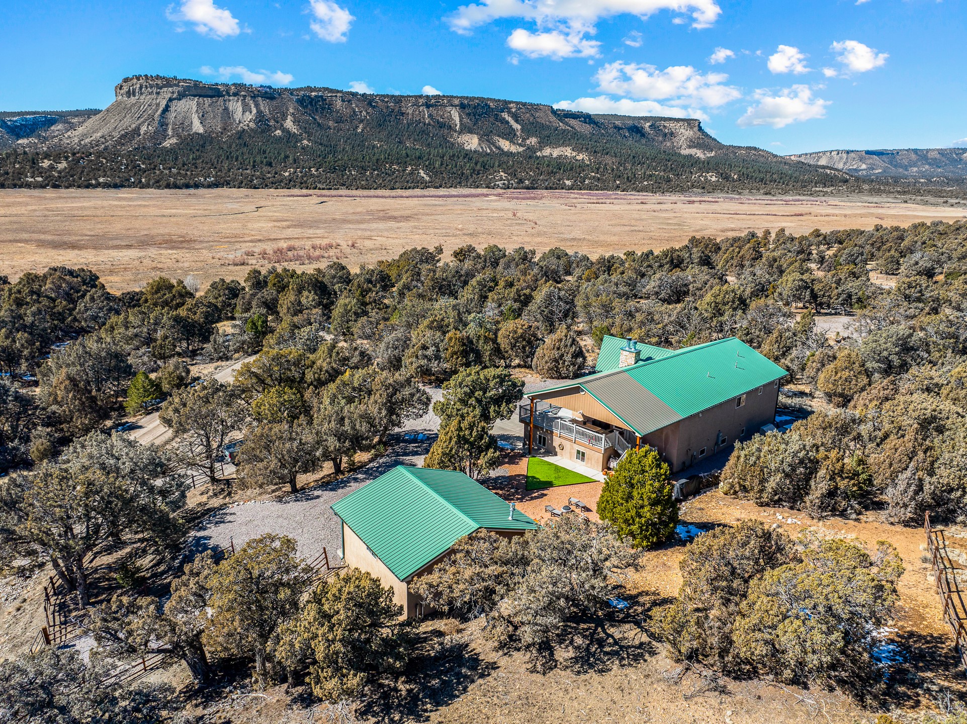 Los Ojos, New Mexico 87551, United States, 4 Bedrooms Bedrooms, ,3 BathroomsBathrooms,Residential,Active,89015