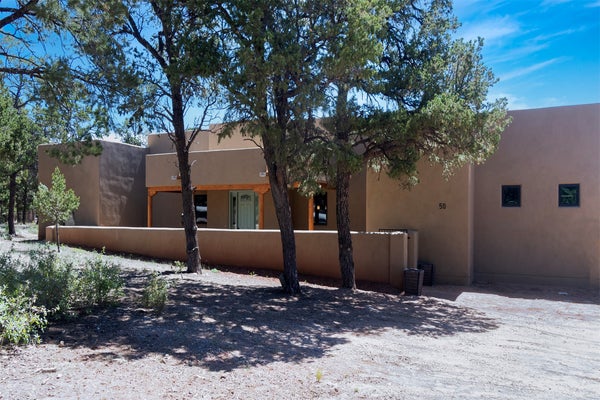 50 SILVER FEATHER TRL, PECOS, NM 87552 - Image c81fe5c804082c99eebfdbccb83fb207/1034834948
