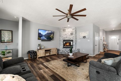 Tiny photo for 8 E Serena Lane, Santa Fe, NM 87508 (MLS # 202602806)