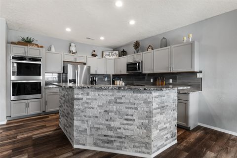 Tiny photo for 8 E Serena Lane, Santa Fe, NM 87508 (MLS # 202602806)