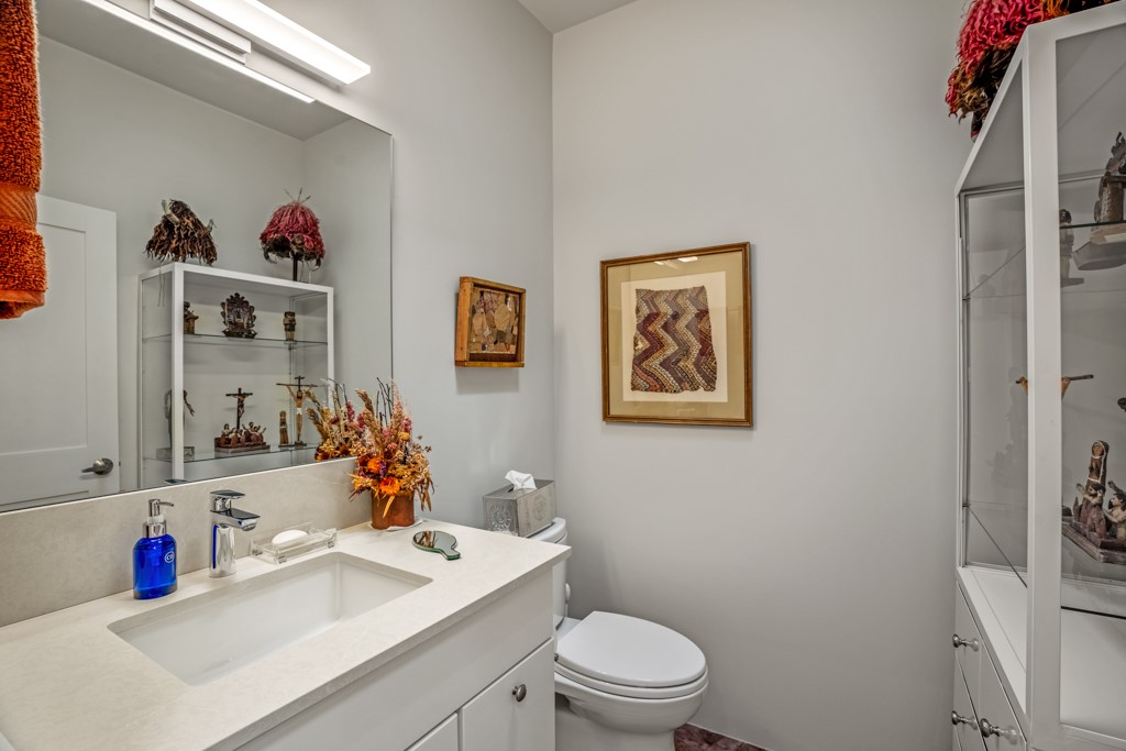 Santa Fe, New Mexico 87506, United States, 2 Bedrooms Bedrooms, ,2 BathroomsBathrooms,Residential,Pending,63391