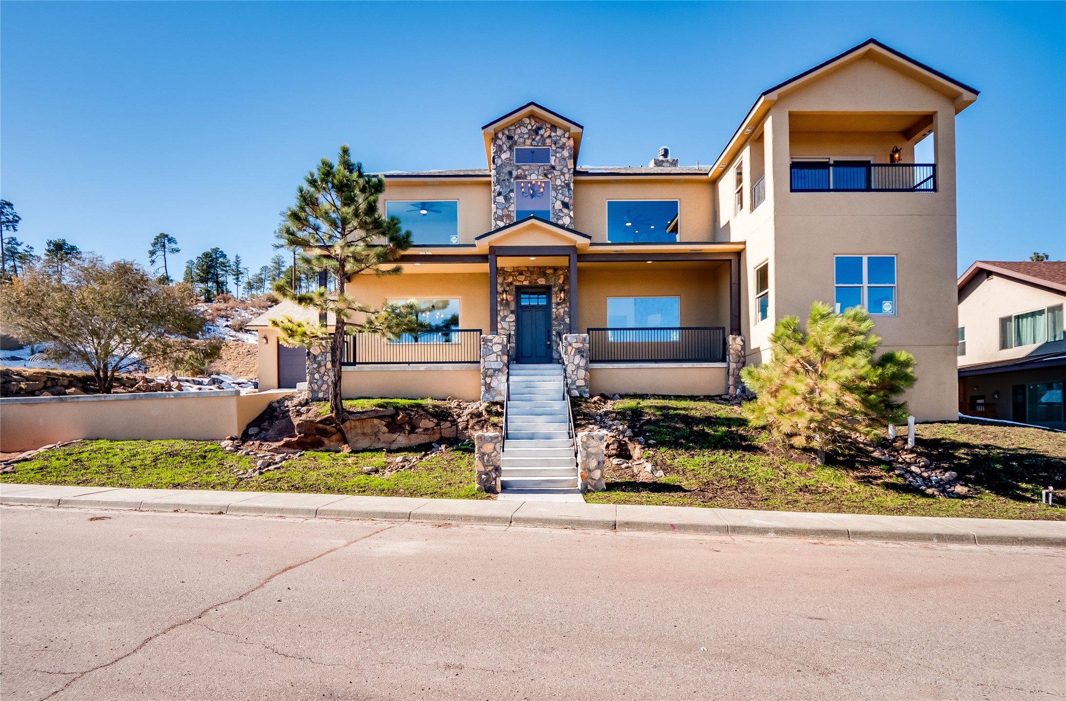 1675 Sereno, Los Alamos, New Mexico image 2