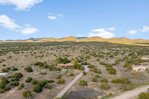 6 GUALDO RD, SANTA FE, NM 87508 - Image cac310d3985a61bf5a625526c4e4e580/1373560116