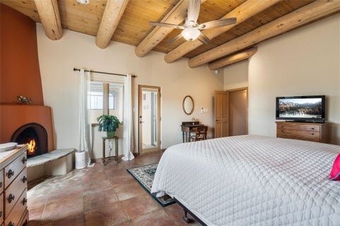Tiny photo for 23 Descanso Road RD, Santa Fe, NM 87508 (MLS # 202603966)