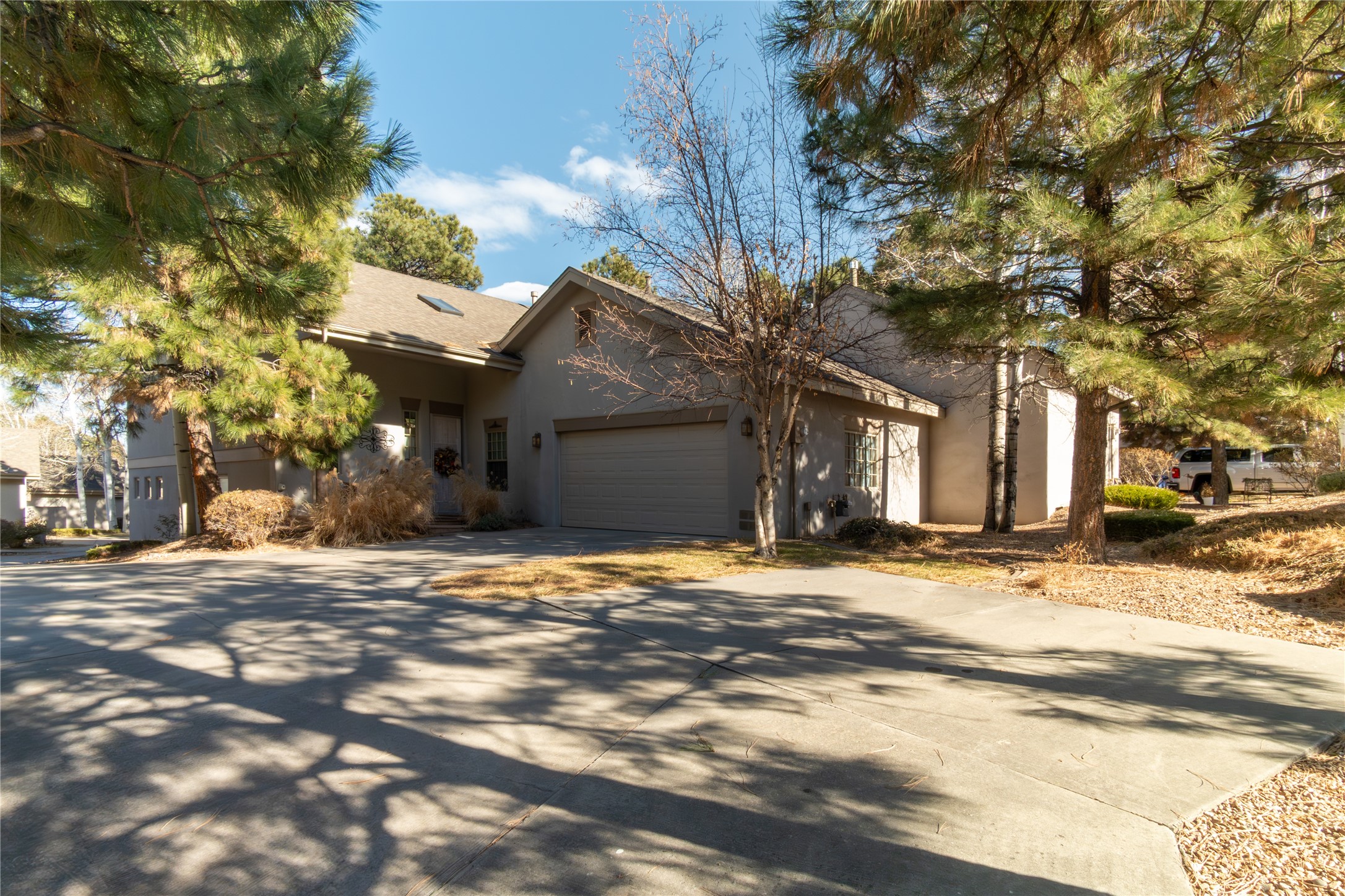 915 Circle Drive, Los Alamos, New Mexico image 1