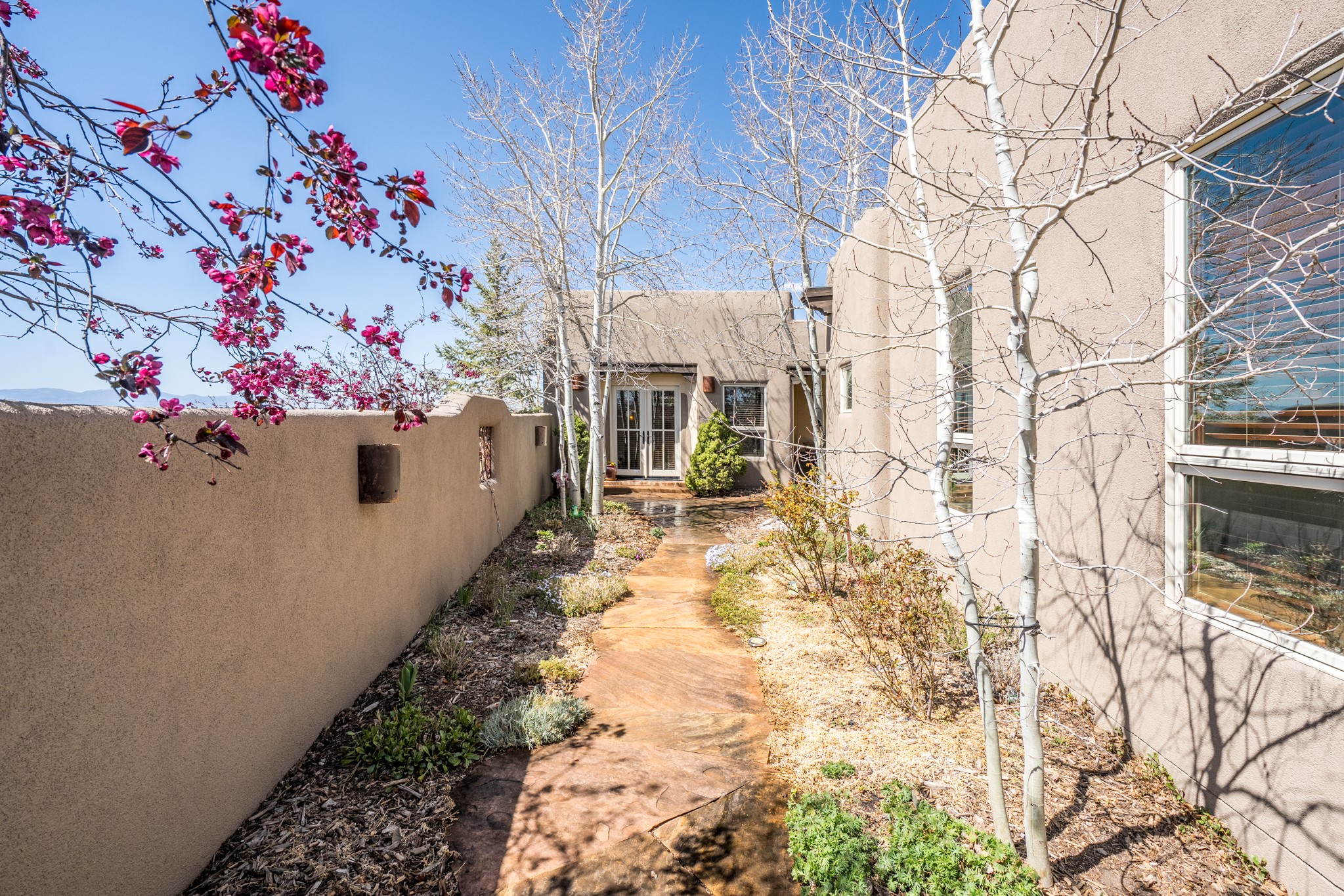 16 Calle Compa, Santa Fe, New Mexico image 40