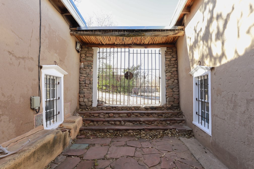 551 Canyon Road Rd, Santa Fe, New Mexico image 3