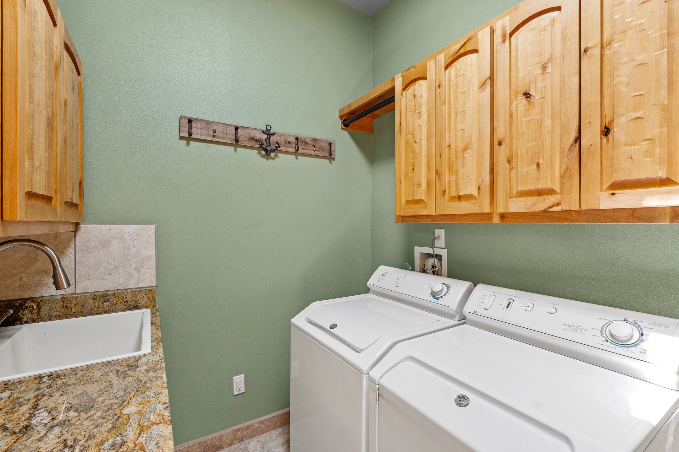 21 Camino Barranca, Santa Fe, New Mexico image 29