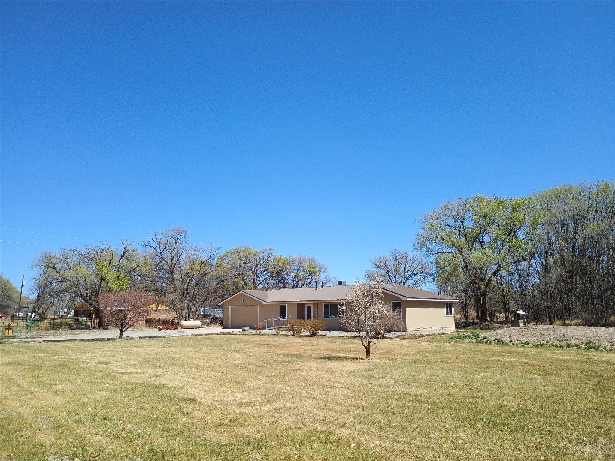 57 County Road #766, Velarde, New Mexico image 15