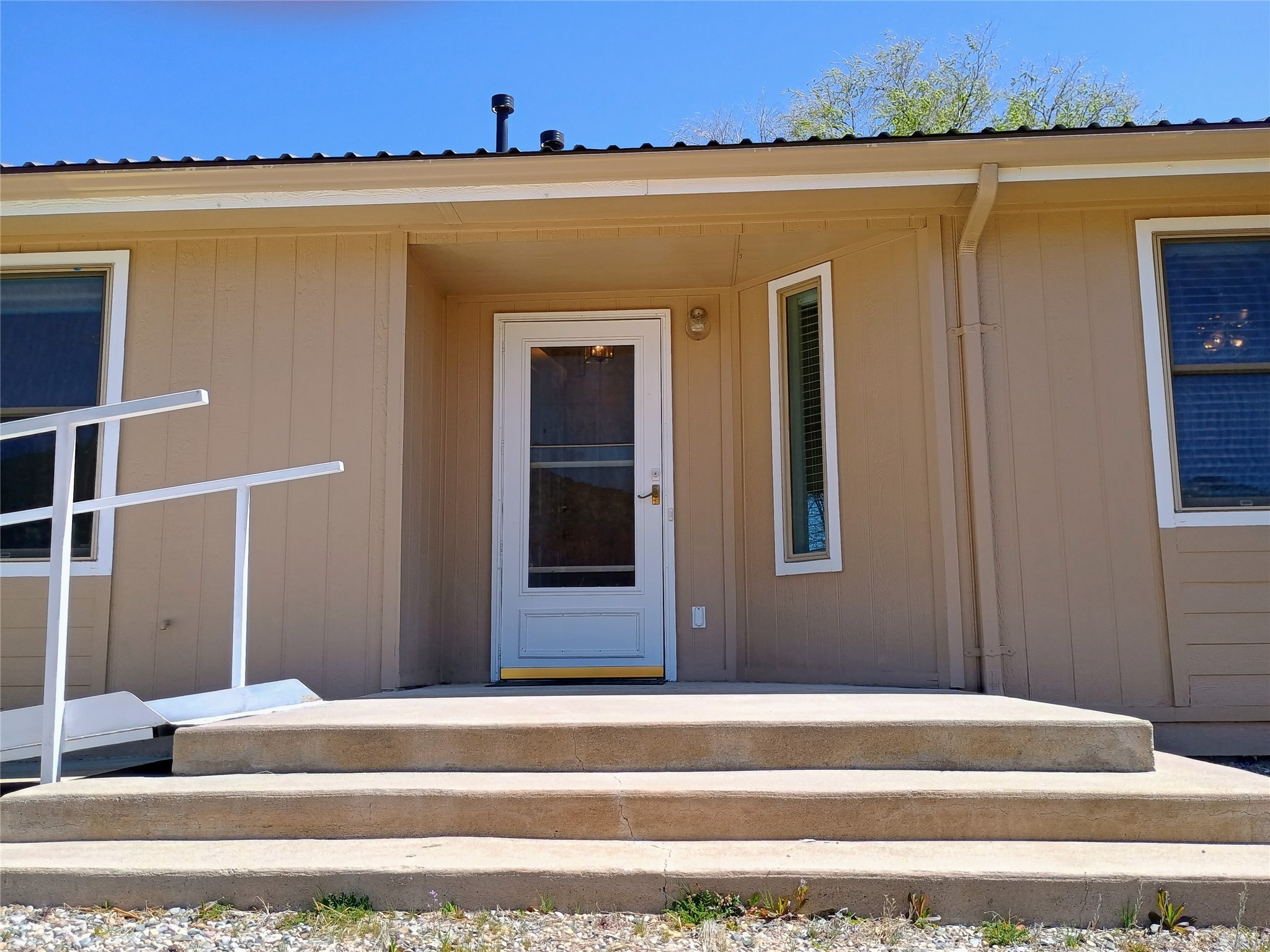 57 County Road #766, Velarde, New Mexico image 11