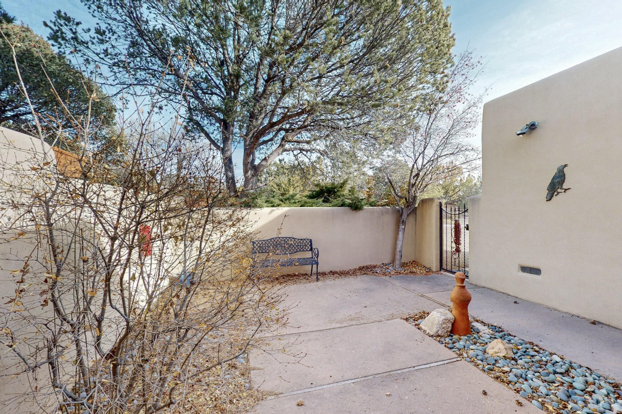 957 Los Lovatos Road, Santa Fe, New Mexico image 9