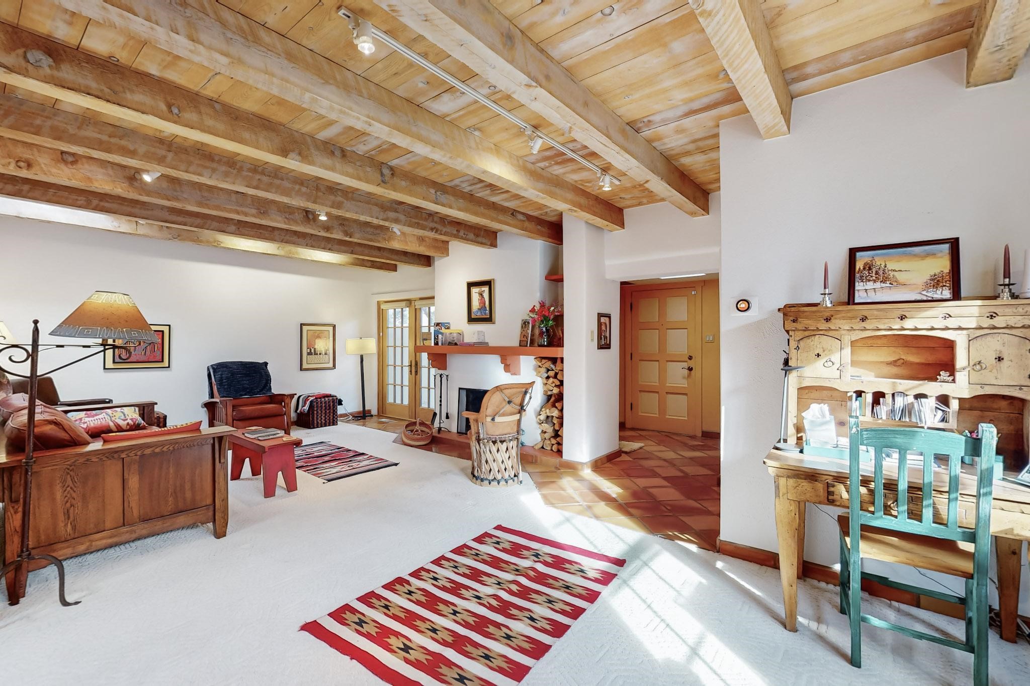 957 Los Lovatos Road, Santa Fe, New Mexico image 12