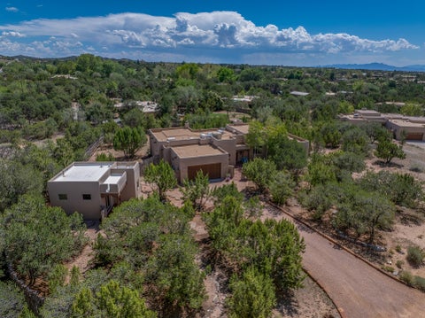 Homes For Sale - 504 Corte De Pinon<br/> Santa Fe County, Santa Fe, NM 87505