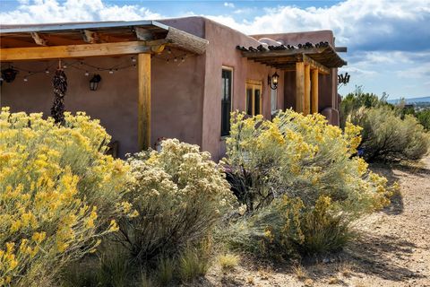 Tiny photo for 27 San Marcos Road W, Santa Fe, NM 87508 (MLS # 202600762)
