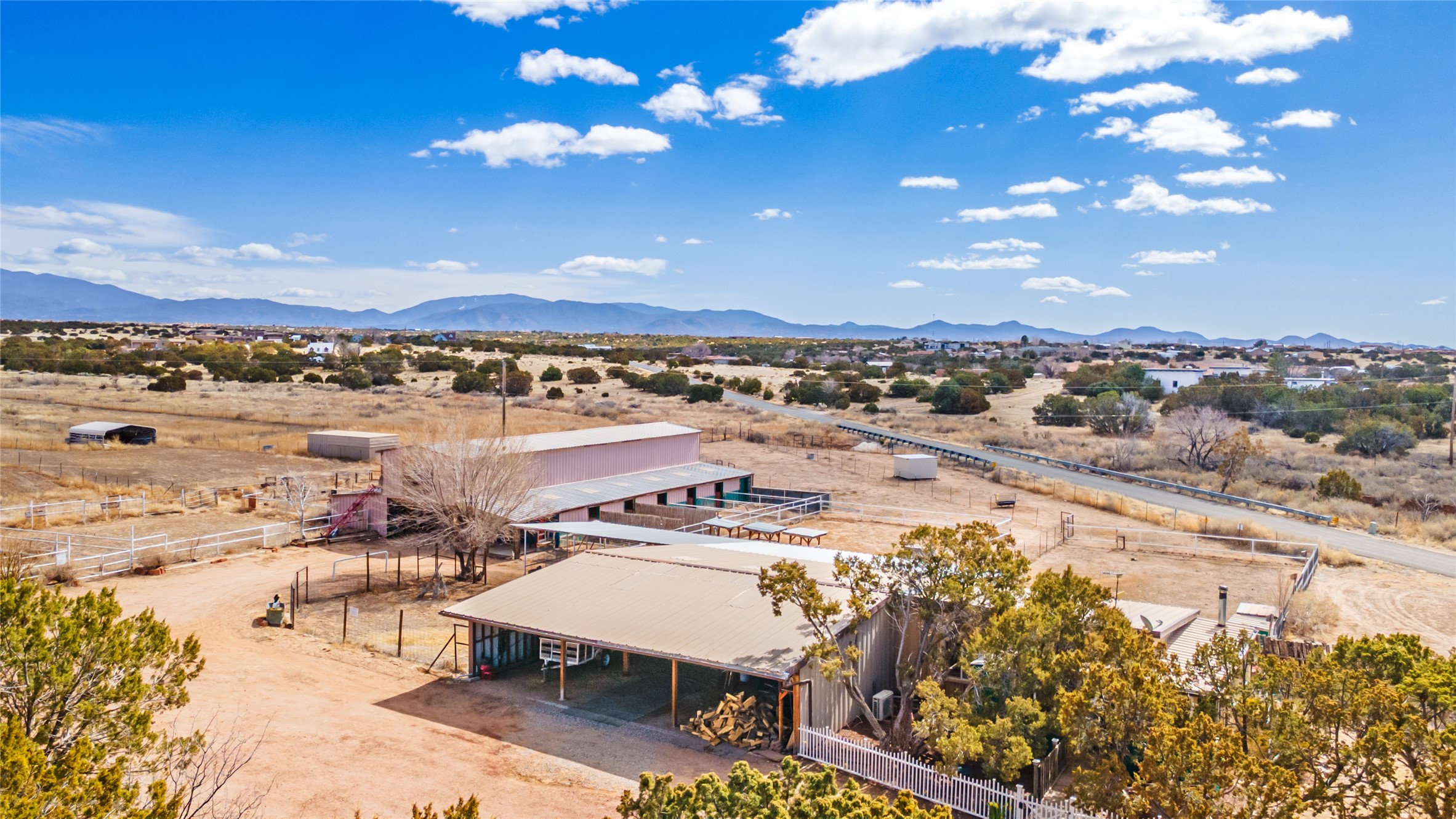 Santa Fe, New Mexico 87507, United States, 1 Bedroom Bedrooms, ,1 BathroomBathrooms,Residential,Pending,89882