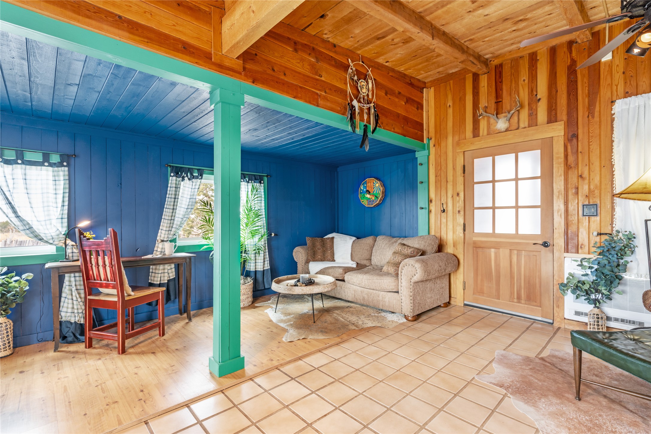 Santa Fe, New Mexico 87507, United States, 1 Bedroom Bedrooms, ,1 BathroomBathrooms,Residential,Pending,89882