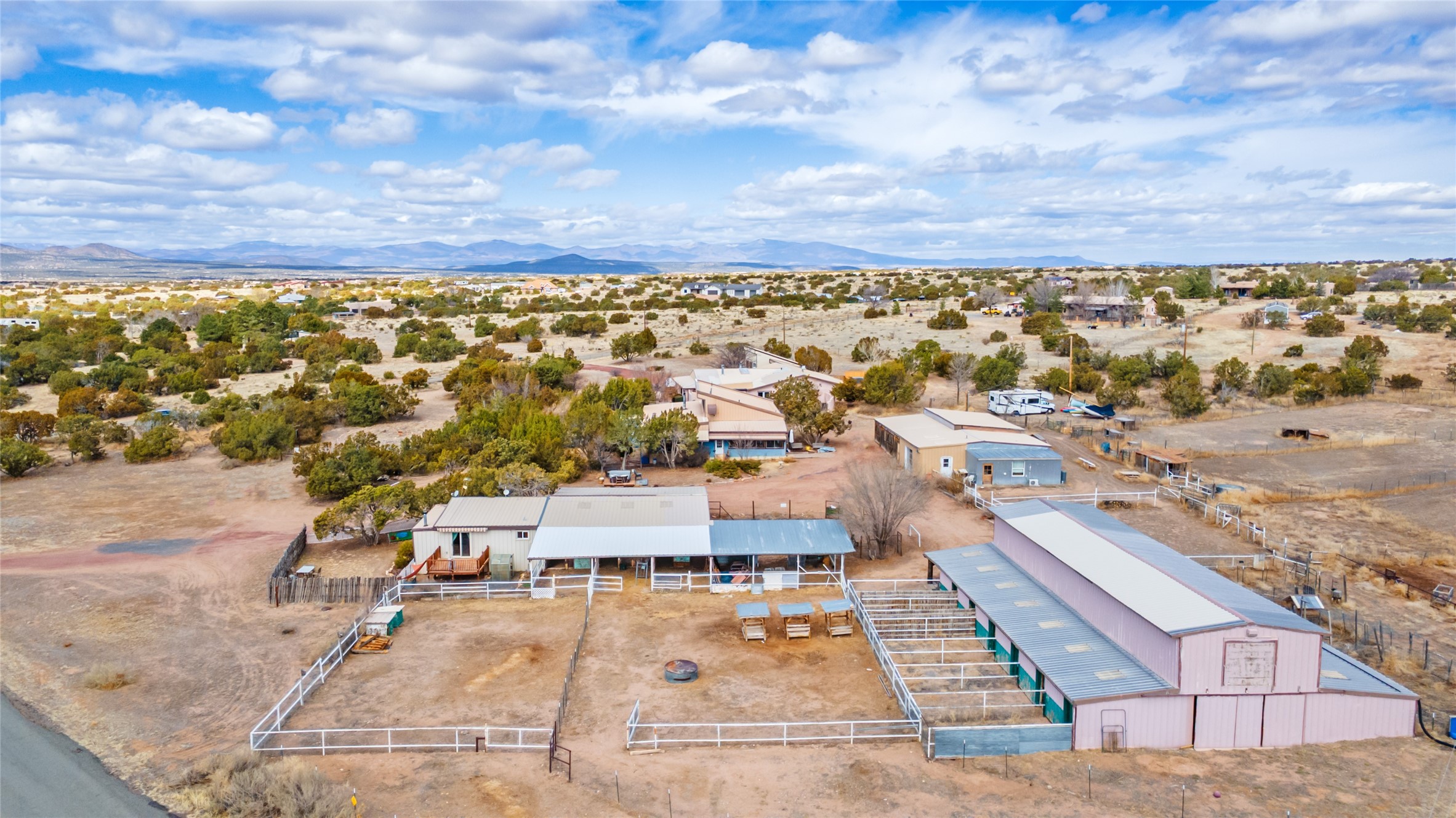 Santa Fe, New Mexico 87507, United States, 1 Bedroom Bedrooms, ,1 BathroomBathrooms,Residential,Pending,89882