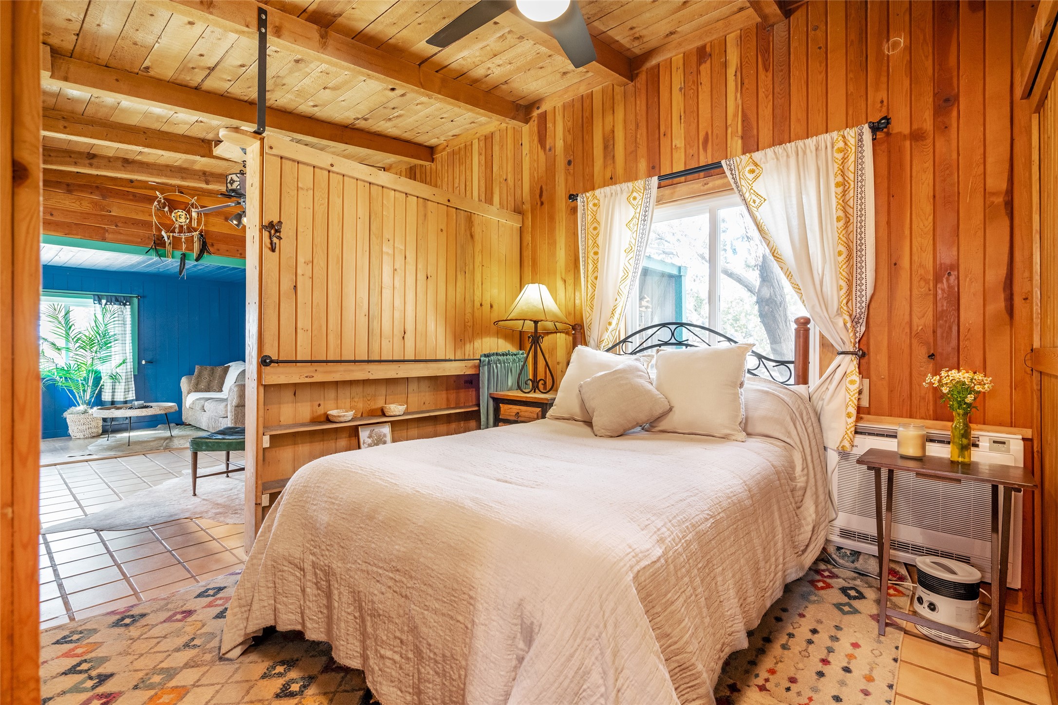 Santa Fe, New Mexico 87507, United States, 1 Bedroom Bedrooms, ,1 BathroomBathrooms,Residential,Pending,89882