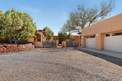 Tiny photo for 59 Balsa Rd RD, Santa Fe, NM 87508 (MLS # 202601448)