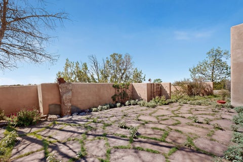 Tiny photo for 59 Balsa Rd RD, Santa Fe, NM 87508 (MLS # 202601448)