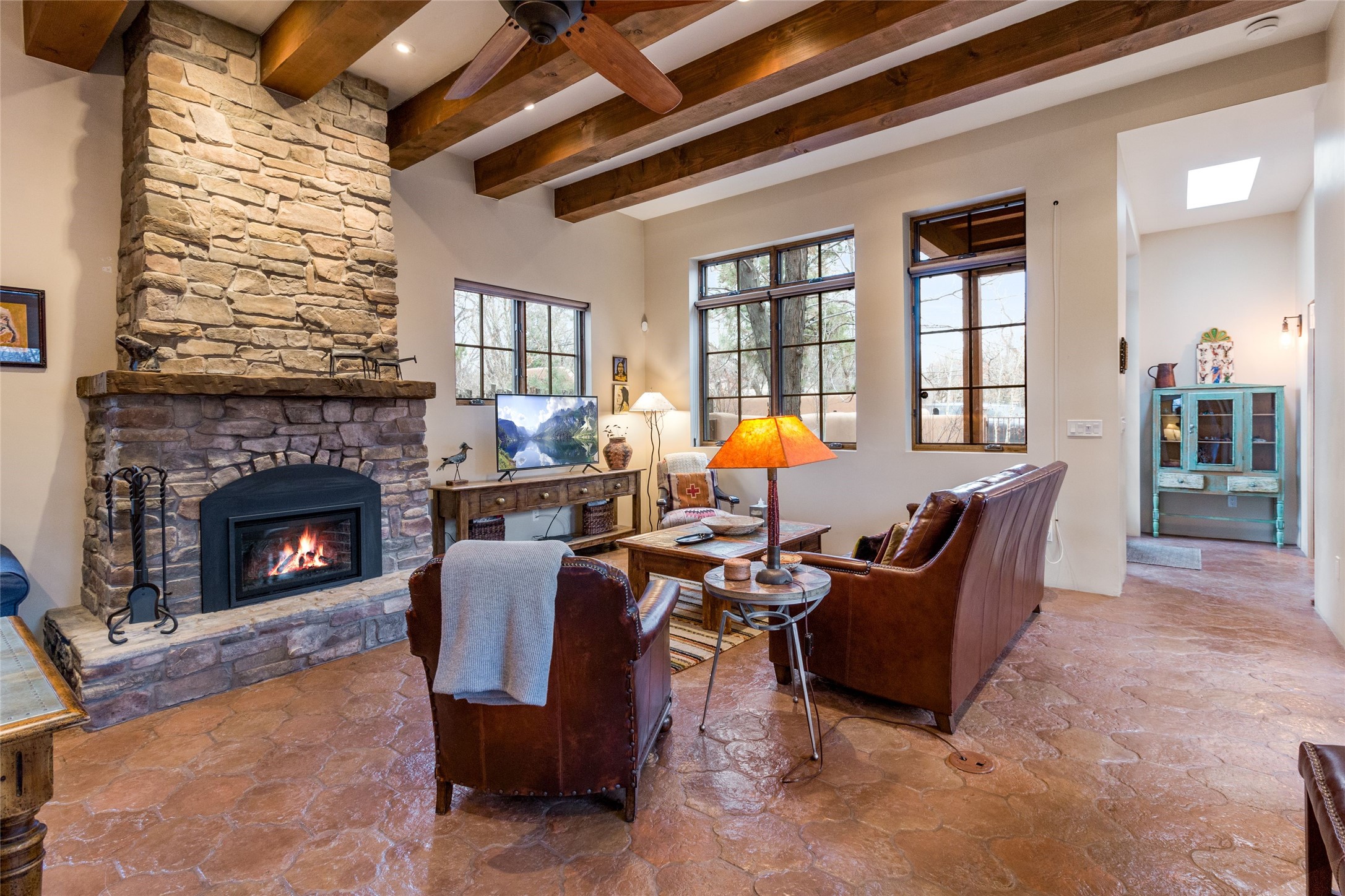 617 1/2 Acequia Madre