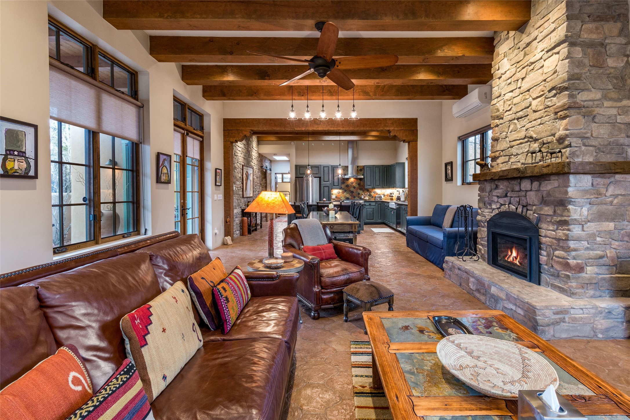 617 1/2 Acequia Madre