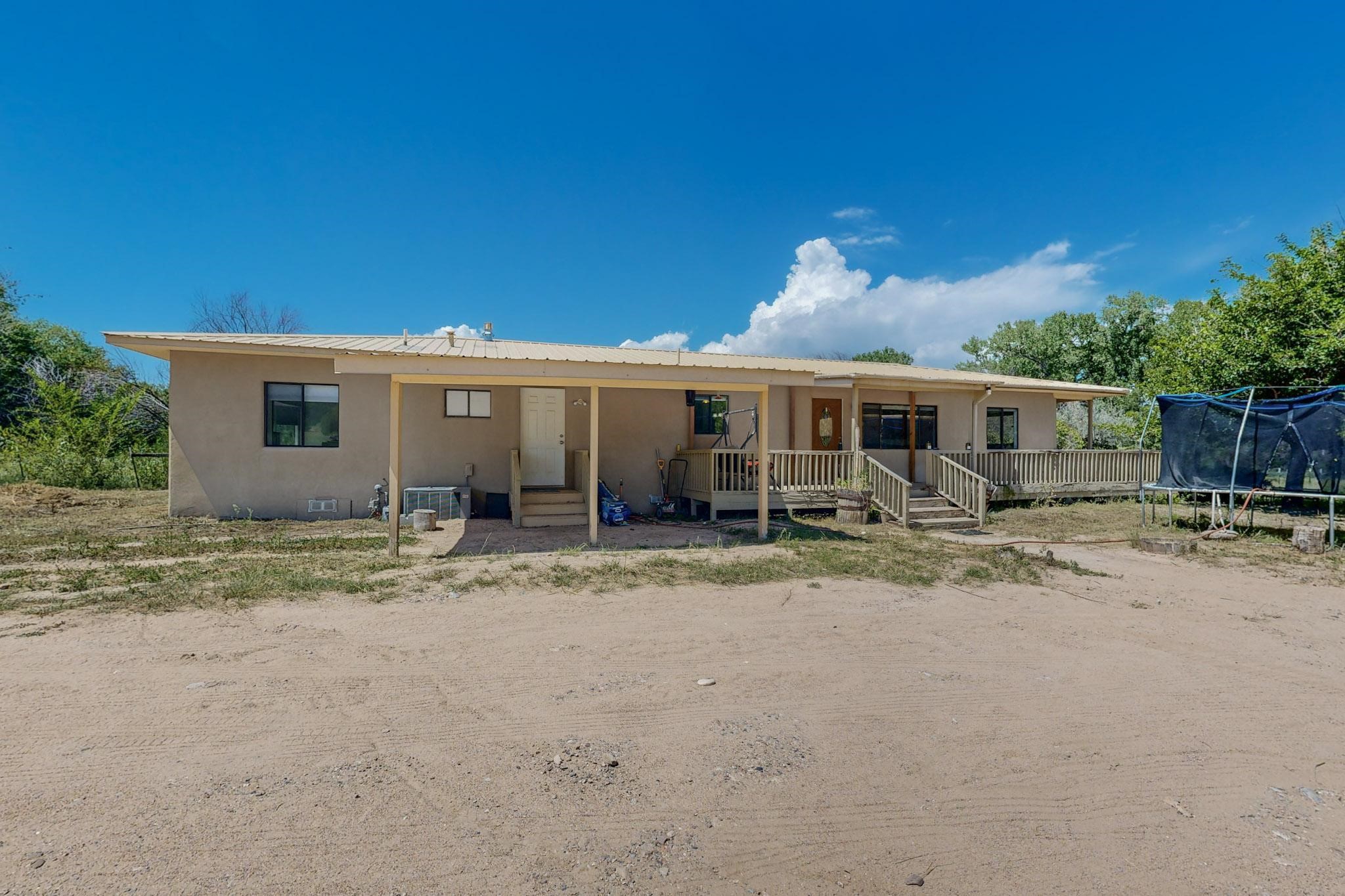 47 County Road 84d, Santa Fe, New Mexico image 2