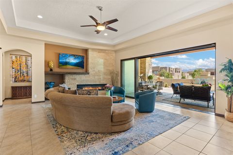 2 Camino Maravilla Santa Fe NM 87506