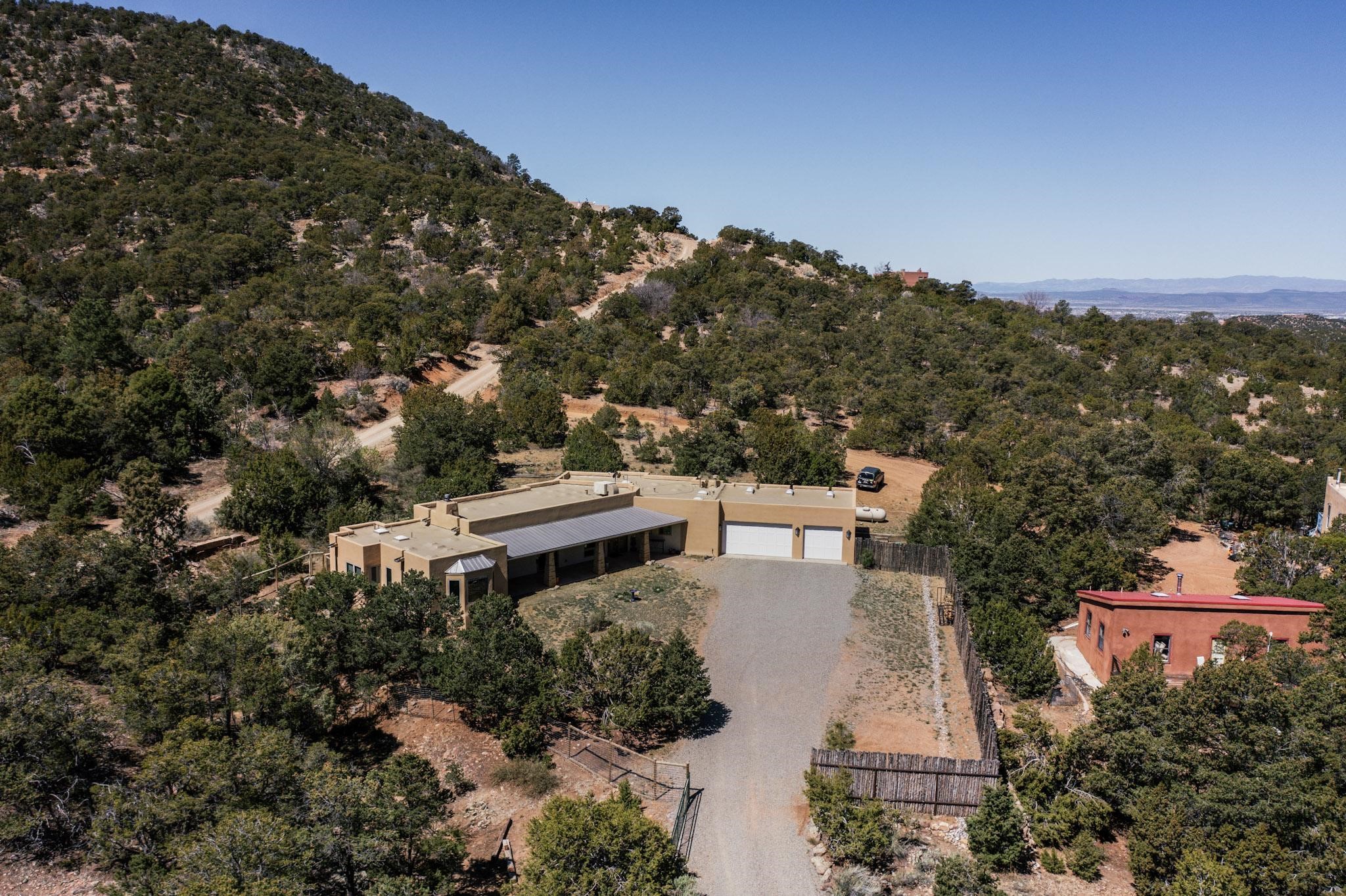 25 Old Santa Fe Way, Santa Fe, New Mexico image 2