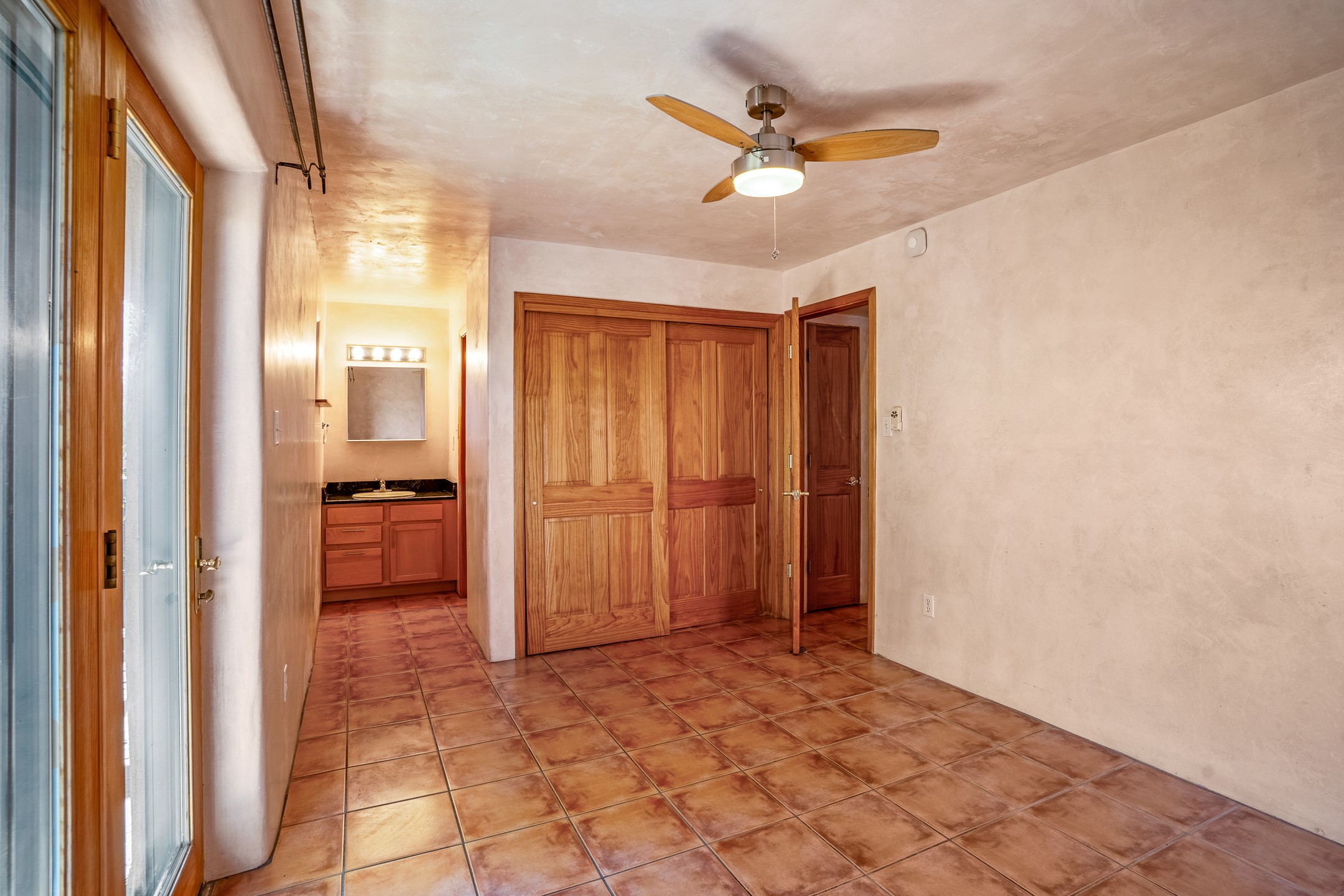 258 Vuelta Roble, Santa Fe, New Mexico image 18