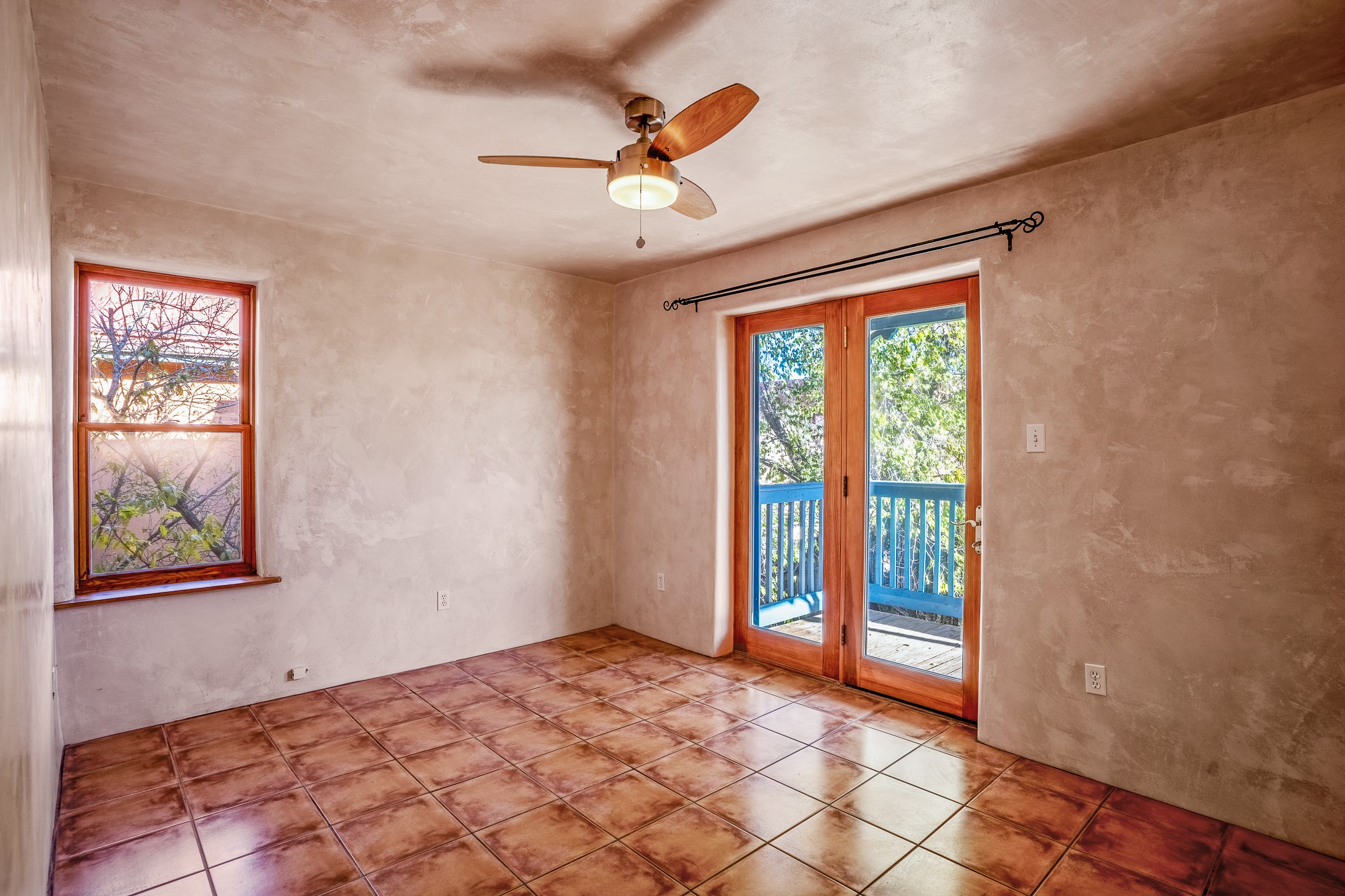 258 Vuelta Roble, Santa Fe, New Mexico image 16