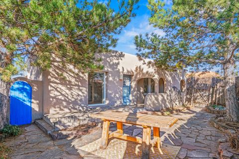 Multifamily For Sale - 625 Don Felix St<br/> Santa Fe County, Santa Fe, NM 87501