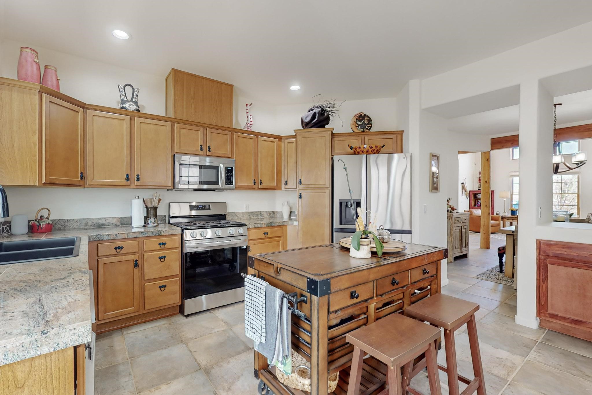 6 Centaurus  Ranch Road, Santa Fe, New Mexico image 14