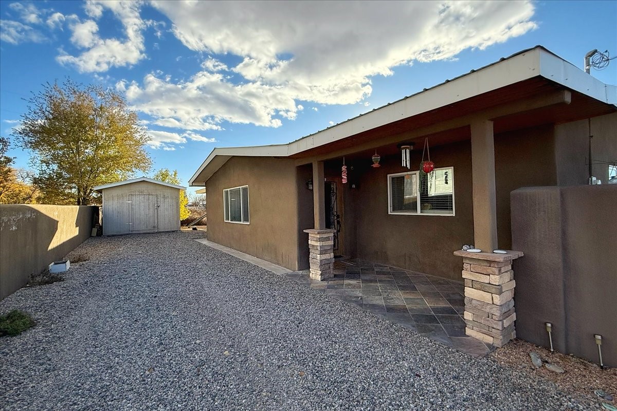 1530 Odelia Lane, Espanola, New Mexico image 1