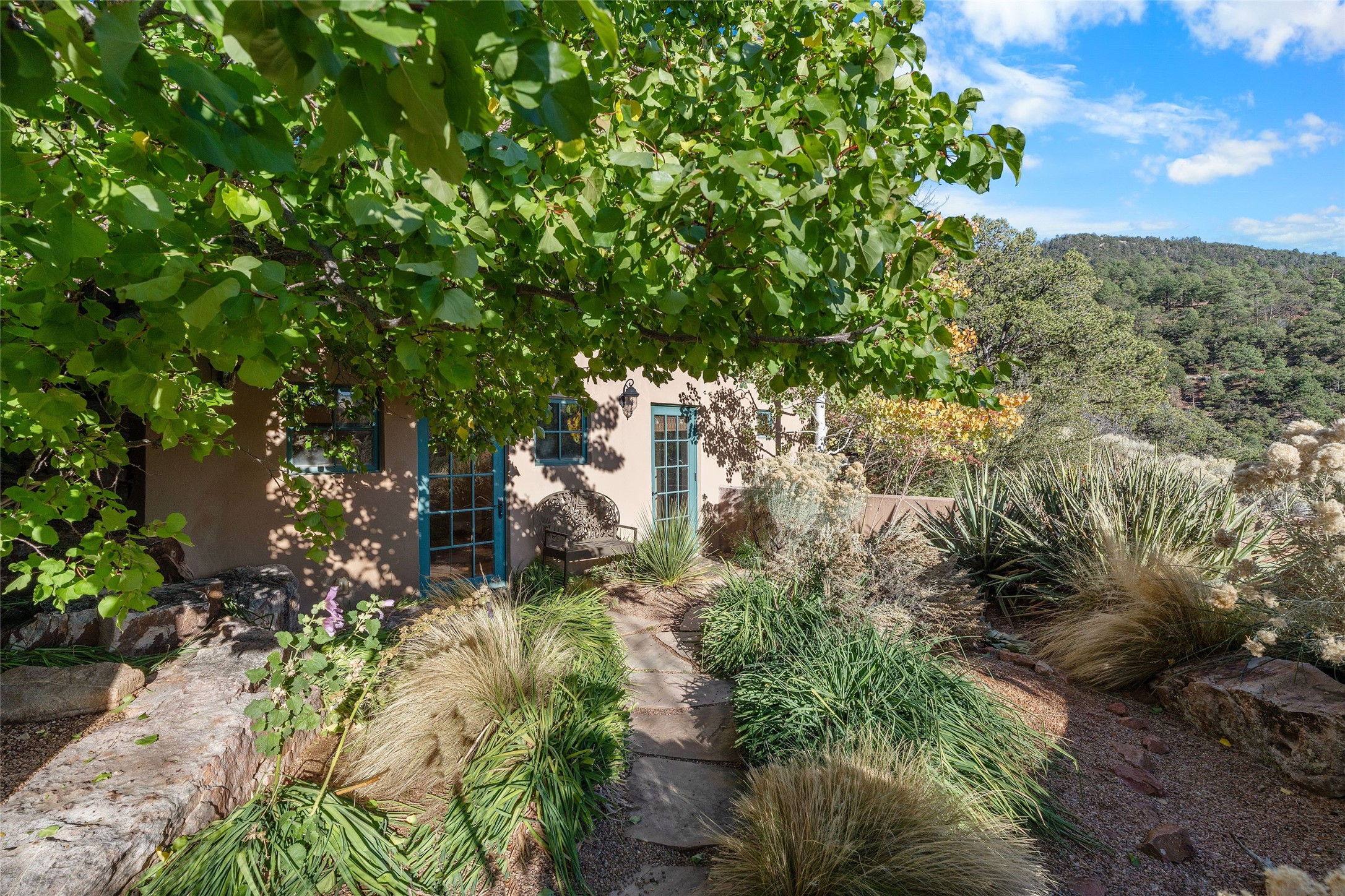 2570 Atalaya Hills Trail, Santa Fe, New Mexico image 44